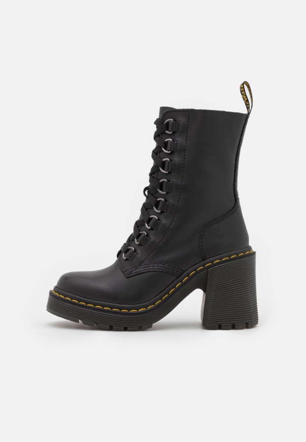 Chesney Lace Up Ankle Boots Dr.Martens Black